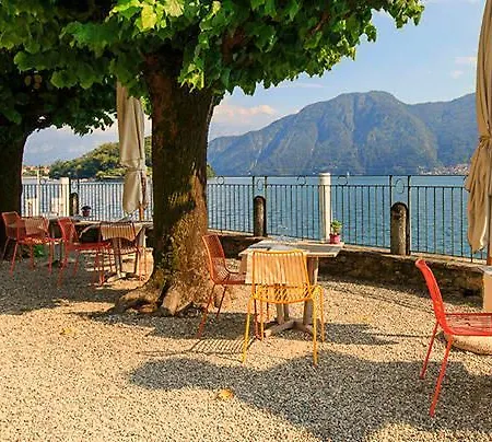 Ξενοδοχείο με διαμερίσματα Taverna Bleu