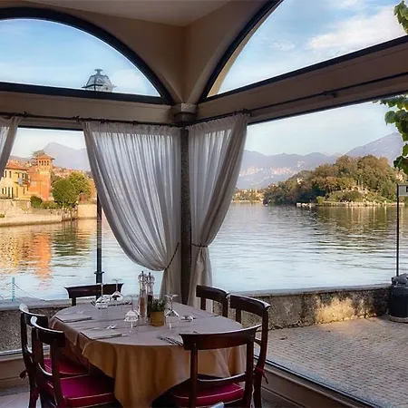 Ξενοδοχείο με διαμερίσματα Taverna Bleu 3*
