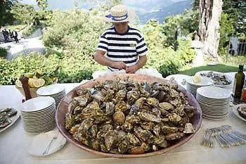 Ξενοδοχείο με διαμερίσματα Taverna Bleu 3*