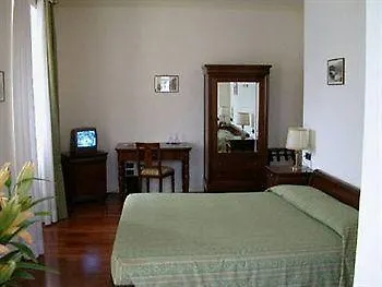 Taverna Bleu Ξενοδοχείο με διαμερίσματα 3*