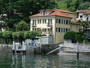 Taverna Bleu Aparthotel 3*