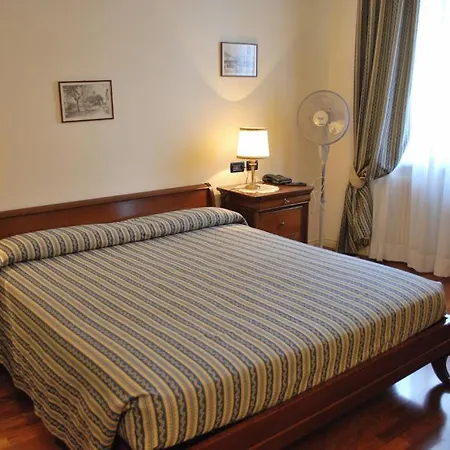 Taverna Bleu 3*